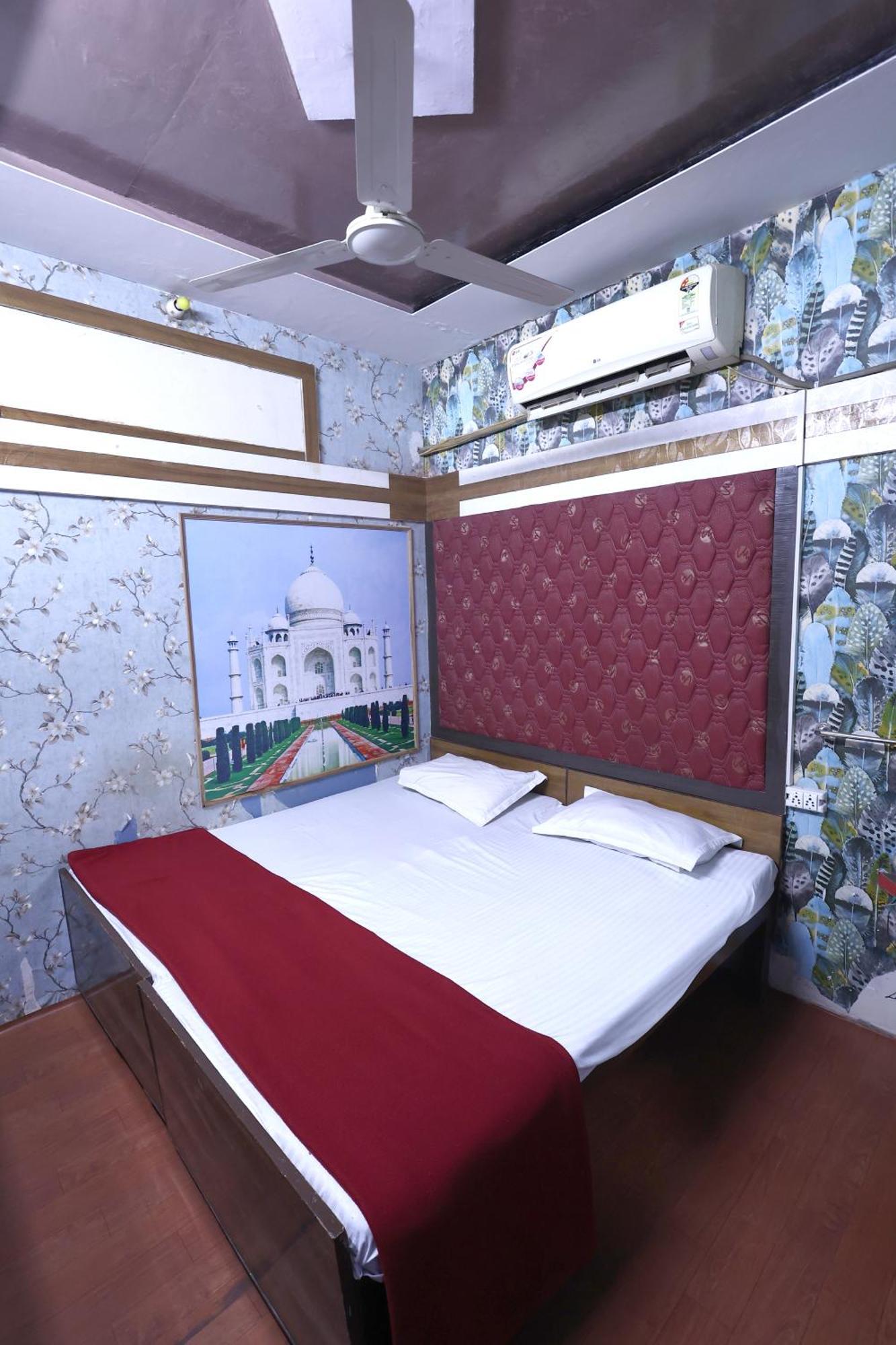 Taj City Hotel Agra  Exteriör bild