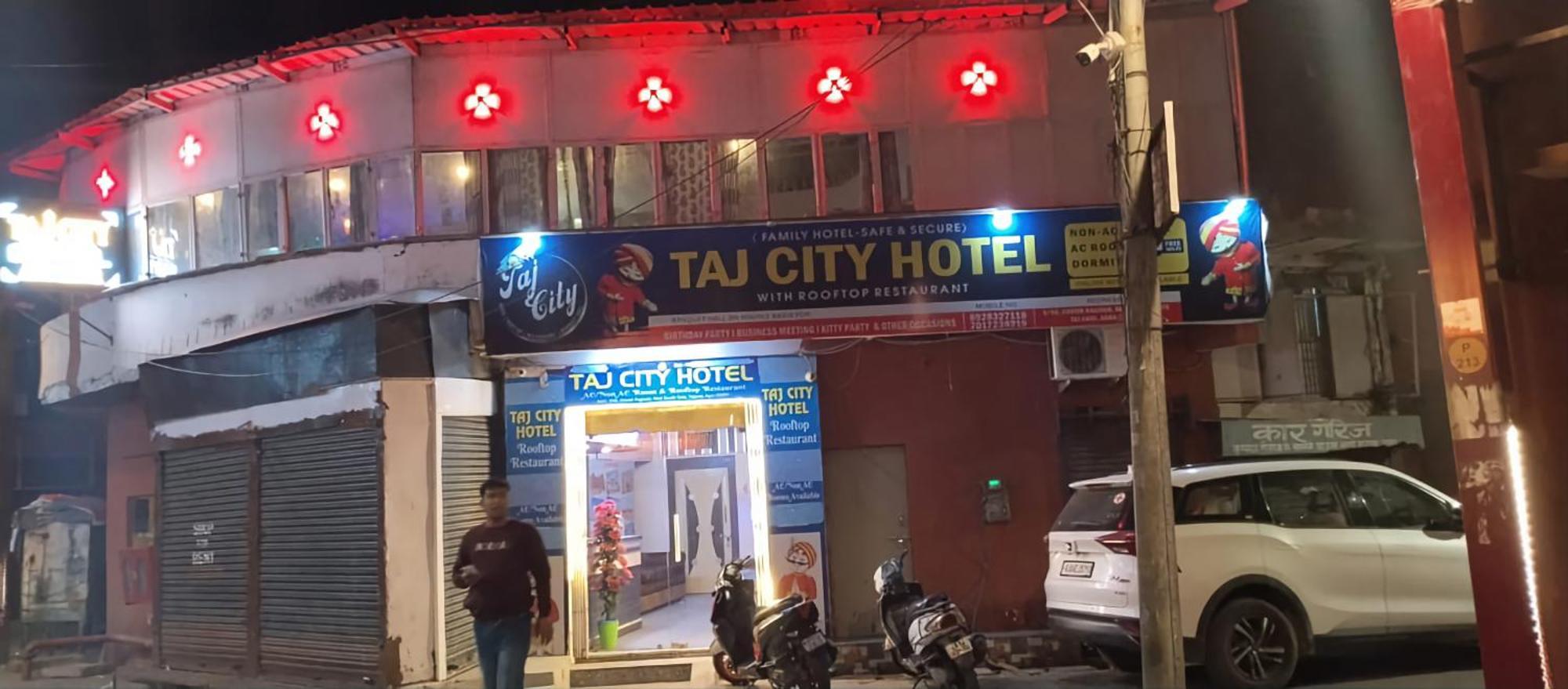 Taj City Hotel Agra  Exteriör bild