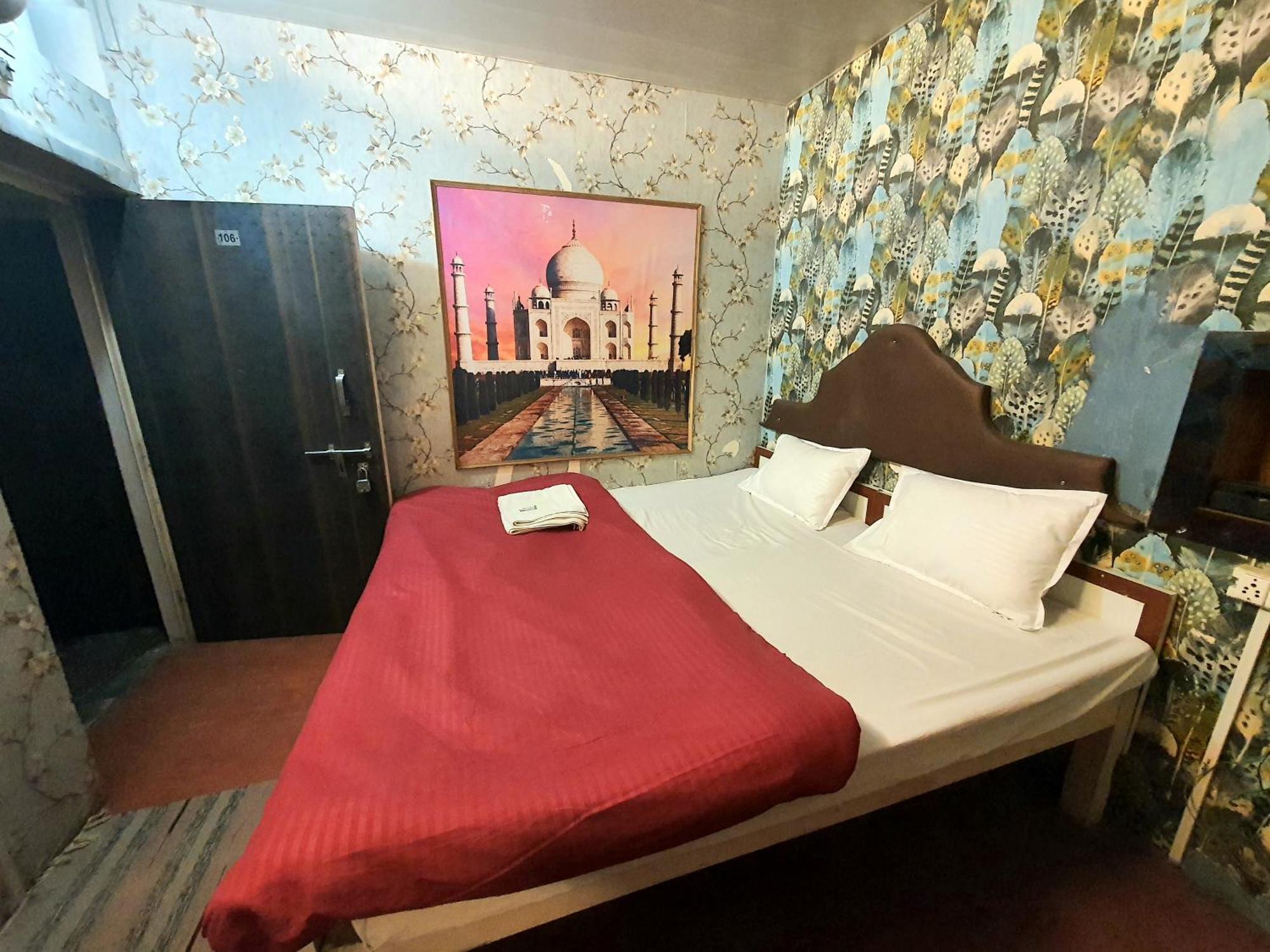 Taj City Hotel Agra  Exteriör bild